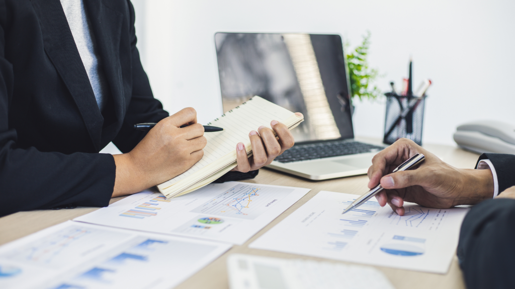 Cómo llevar a cabo la descarbonización de edificios